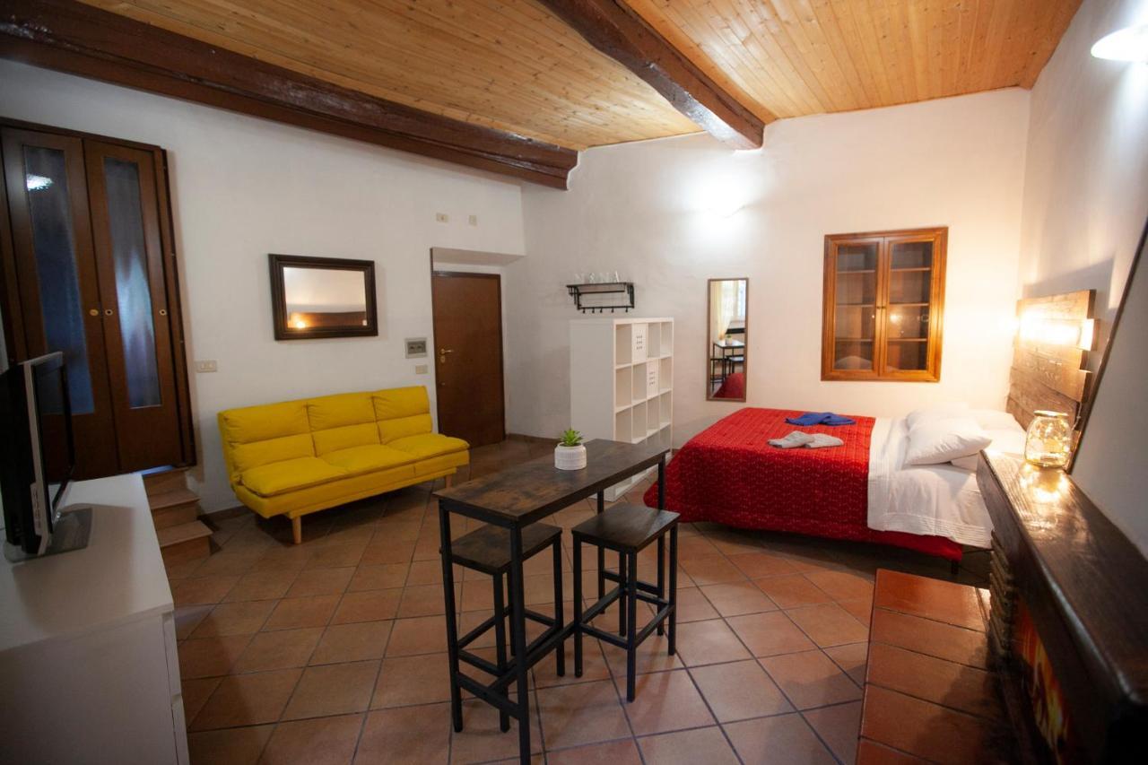 Casa Nena Hotel Nepi ภายนอก รูปภาพ
