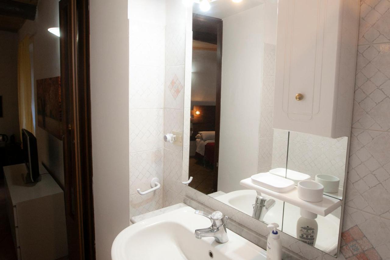 Casa Nena Hotel Nepi ภายนอก รูปภาพ